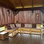 Homes With Pool, * Mielenko