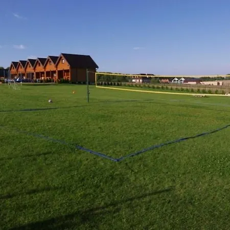 Homes With Pool, Prázdninový dům