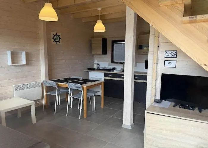 Nyaraló Homes With Pool,